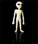 Die Menschen kämpfen gegen die Invasion der Alien