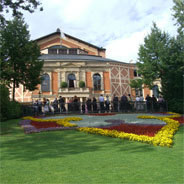Aus dem Bayreuther Festspielhaus erklingt Wagners "Die Walküre"