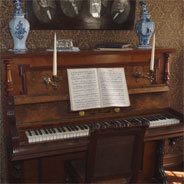 Der kanadische Pianist Glenn Gould erlangte vor allem durch seine Interpretation der Werke Johann Sebastian Bachs Bekanntheit