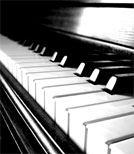 Der Avantgard-Virtuose auf dem Klavier