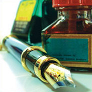 Monsieur Bougran, ein Beamter, der nicht pensioniert werden will, richtet sich zu Hause einen Arbeitsplatz ein