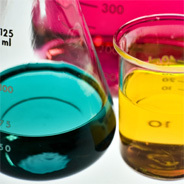 Eberhards Interesse gilt vor allem chemischen und physikalischen Gesetzzmäßigkeiten