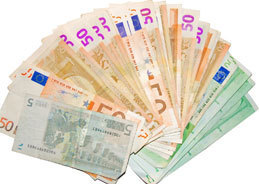 Der Bankraub verspricht fette Beute.